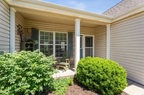 Exterior - 1009 Red Orchard Trl, O'fallon, MO 63368 photo 2 of 6