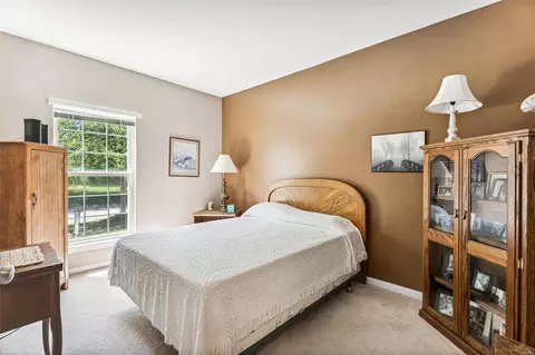 Bedroom - 1009 Red Orchard Trl, O'fallon, MO 63368 photo 2 of 2