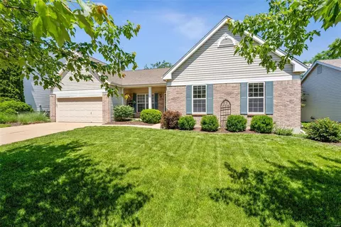 1009 Red Orchard Trl, O'fallon, MO 63368