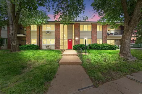 9003 Villaridge Ct #E, Saint Louis, MO 63123