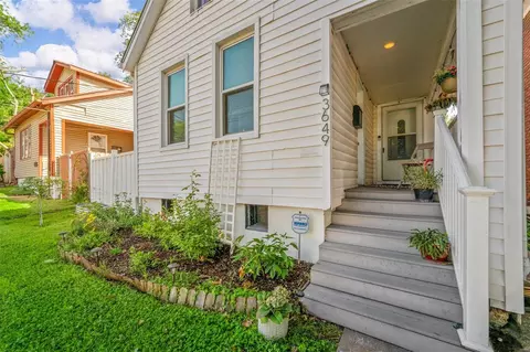 3649 Koeln Ave, Saint Louis, MO 63116