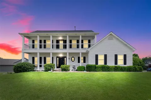 1496 Amber Wave Dr, O'fallon, MO 63366 photo 2
