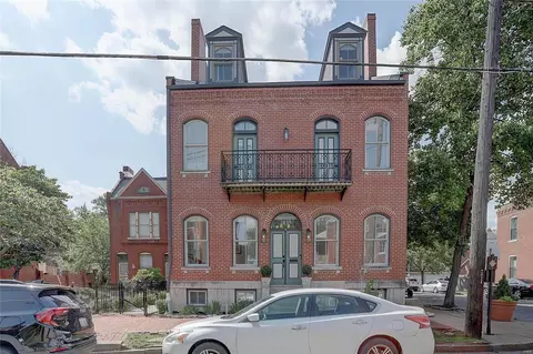 1835 S 9th St, Saint Louis, MO 63104