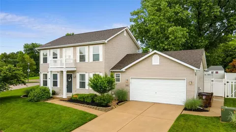 2322 Ashley Woods Dr, Saint Charles, MO 63303