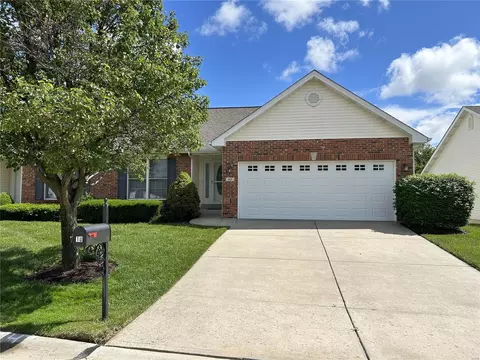 10 Arborgate Dr, Saint Peters, MO 63376