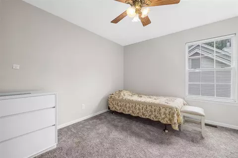 Bedroom - 3827 Park Place Estates Dr, Bridgeton, MO 63044 photo 5 of 8