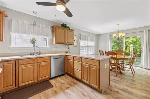 Kitchen - 3827 Park Place Estates Dr, Bridgeton, MO 63044 photo 3 of 3