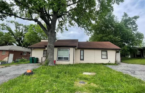 1209 Lakeview Ave, Saint Louis, MO 63138