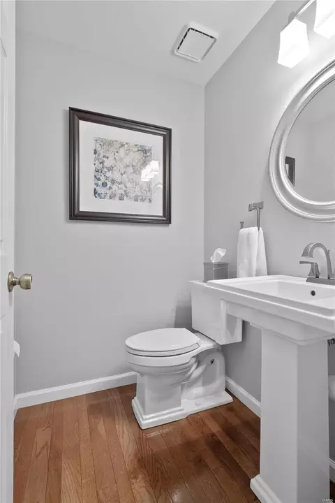 Bath - 16711 Babler View Dr, Wildwood, MO 63011 photo 2 of 7