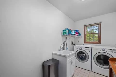 Other - 704 Carman Oaks Ct, Manchester, MO 63021 photo 6 of 8