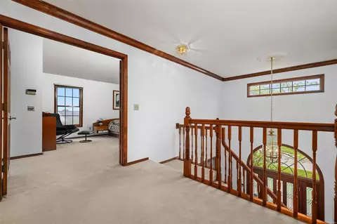 Entry Way - 704 Carman Oaks Ct, Manchester, MO 63021 photo 6 of 6