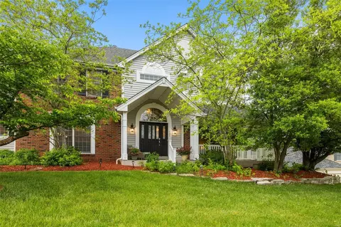 Exterior - 704 Carman Oaks Ct, Manchester, MO 63021 photo 2 of 13