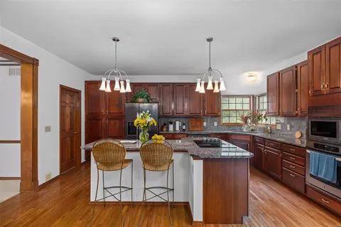 Kitchen - 704 Carman Oaks Ct, Manchester, MO 63021 photo 7 of 7