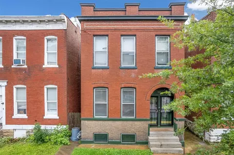 2122 Stansbury St, Saint Louis, MO 63118