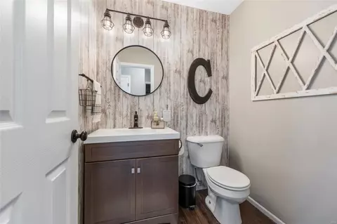 Bath - 262 Strathmoor Way, O'fallon, MO 63368 photo 1 of 7