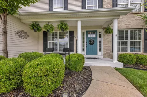Exterior - 262 Strathmoor Way, O'fallon, MO 63368 photo 5 of 9
