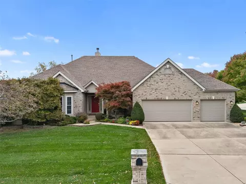214 Silent Meadow Dr, Lake Saint Louis, MO 63367