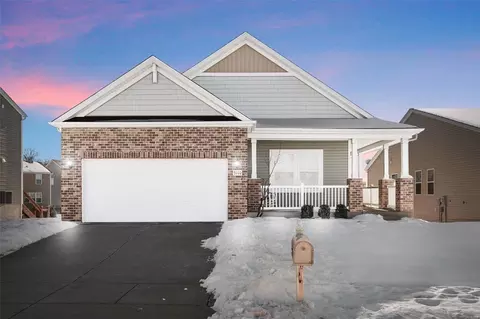 3110 Grace Hill Dr, Lake Saint Louis, MO 63367
