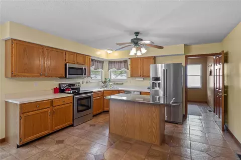 2954 Middlesburg Dr, O'fallon, MO 63368 photo 12