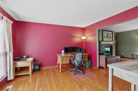 2954 Middlesburg Dr, O'fallon, MO 63368 photo 4