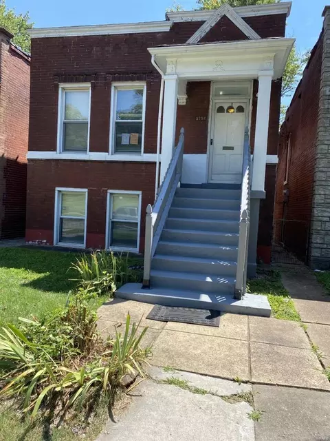3232 Osceola St, Saint Louis, MO 63111