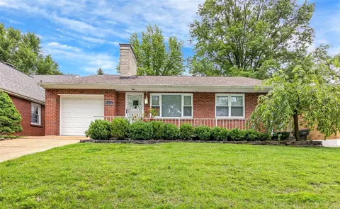 5826 Jamieson Ave, Saint Louis, MO 63109
