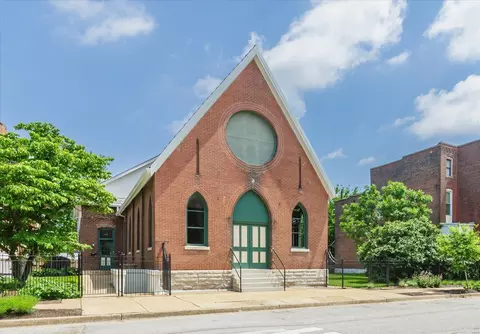 2838 Salena, Saint Louis, MO 63118