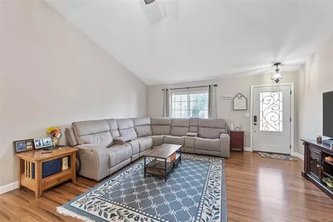 2829 Royallvalley Way, O'fallon, MO 63368 photo 4