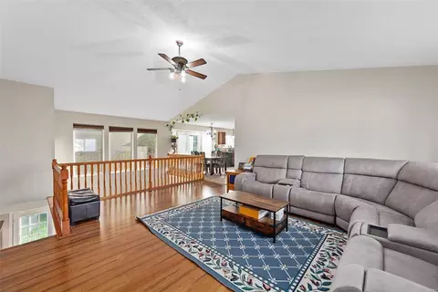 2829 Royallvalley Way, O'fallon, MO 63368 photo 3