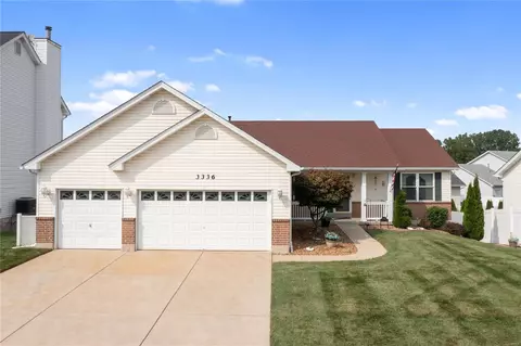 3336 Carriage Xing, Saint Charles, MO 63301