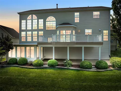 3521 Sutton Dr, Saint Charles, MO 63301