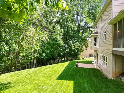 16038 Forest Valley Dr, Ballwin, MO 63021 photo 34