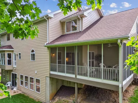 16038 Forest Valley Dr, Ballwin, MO 63021 photo 36