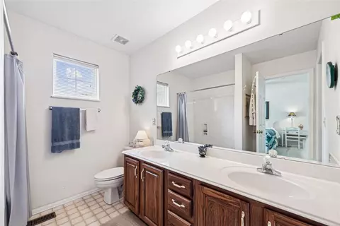 16038 Forest Valley Dr, Ballwin, MO 63021 photo 26
