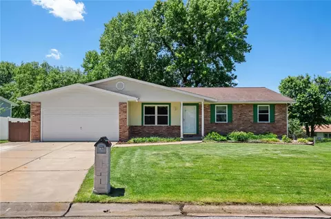 49 Heather Valley Cir, Saint Peters, MO 63376