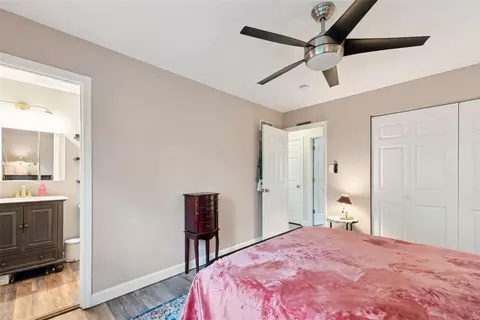 Bedroom - 1403 Morning Sun Dr, Ballwin, MO 63021 photo 2 of 4