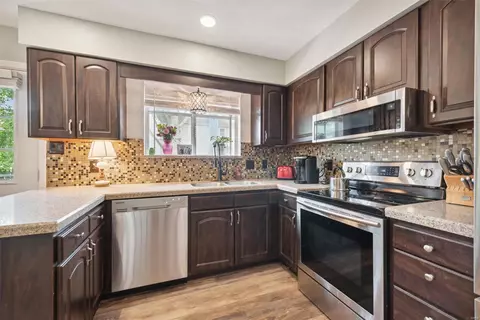 Kitchen - 1403 Morning Sun Dr, Ballwin, MO 63021 photo 2 of 3