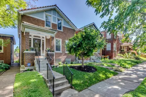 3955 Utah St, Saint Louis, MO 63116