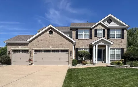 2646 Breckenridge Cir, O'fallon, MO 63368