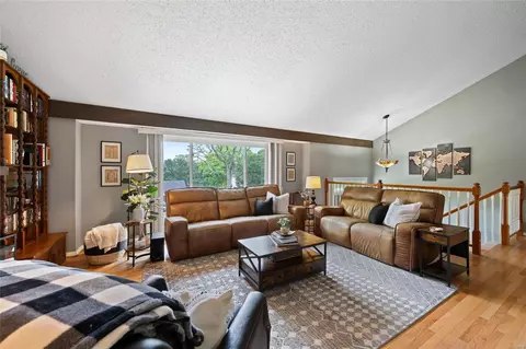 Living - 1265 Mautenne Dr, Manchester, MO 63021 photo 2 of 2