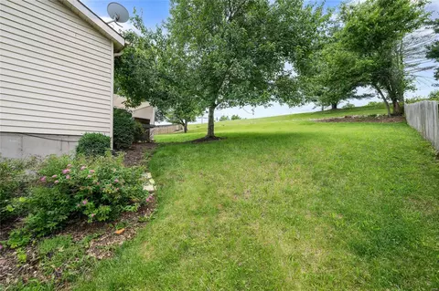 Exterior - 1265 Mautenne Dr, Manchester, MO 63021 photo 3 of 6