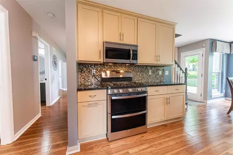 635 Hawk Run Dr #18A, O'fallon, MO 63368 photo 10