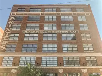 1611 Locust St #204, Saint Louis, MO 63103