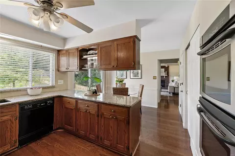 Kitchen - 710 Barham Down Dr, Ballwin, MO 63011 photo 2 of 3