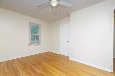 Bedroom - 1184 Big Bend Rd, Ballwin, MO 63021 photo 4 of 10