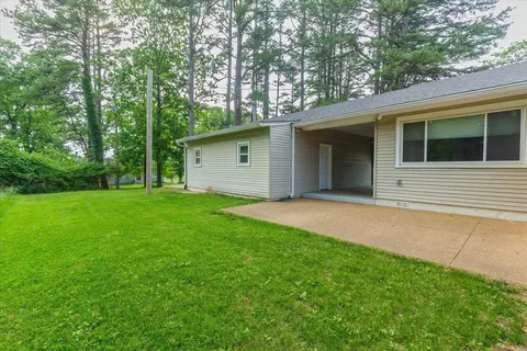 Exterior - 1184 Big Bend Rd, Ballwin, MO 63021 photo 15 of 17
