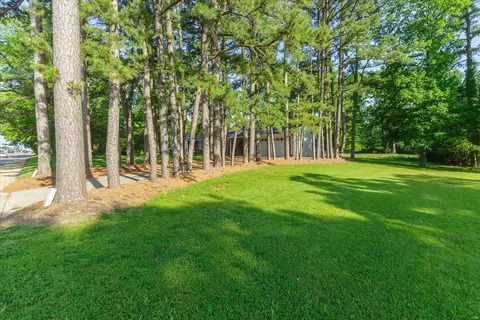 Exterior - 1184 Big Bend Rd, Ballwin, MO 63021 photo 3 of 17
