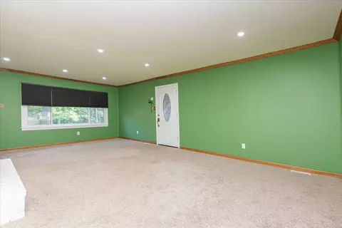 Living - 1184 Big Bend Rd, Ballwin, MO 63021 photo 7 of 7