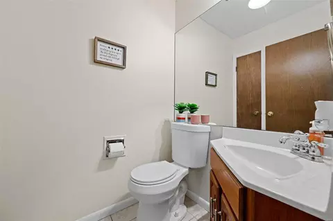 Bath - 1370 Green Mist Dr, Fenton, MO 63026 photo 1 of 3
