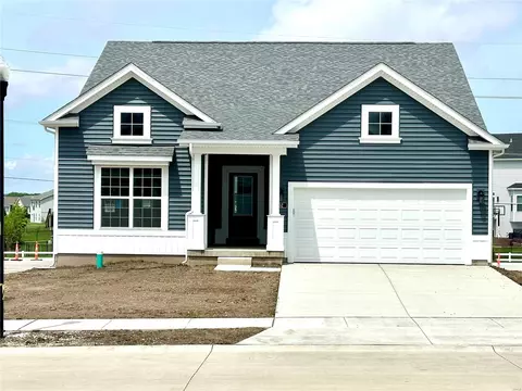 102 River Wind Dr, Saint Charles, MO 63301